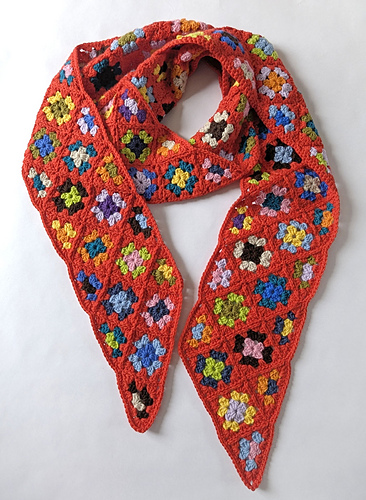 Red Aster Granny Scarf