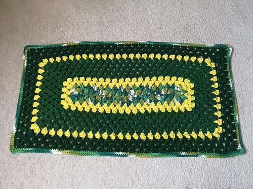 Helga table runner photo 5