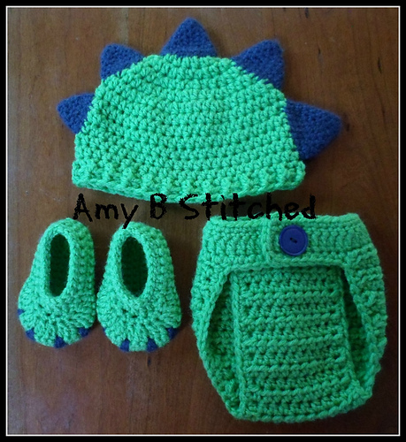 Dinosaur Baby Hat and Diaper Cover Set photo 3