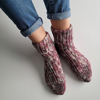 Ravelry: Blueberry Field socks pattern by ACCROchet