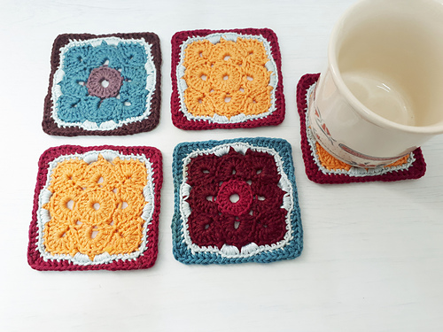 Flower Motif Square Coaster photo 5