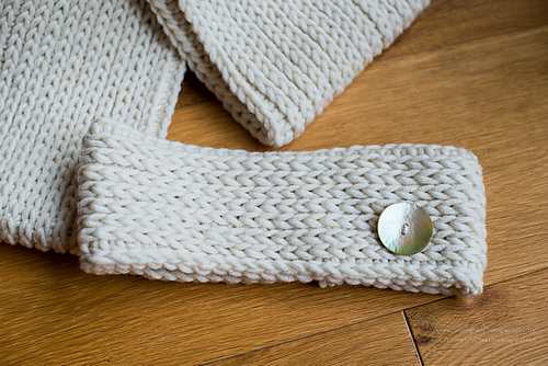Winter Infinity Scarf Set photo 2