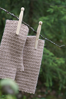 crocheted fingerless gloves