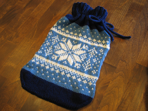 P.13 "amikomi" Hot water bottle cover 編み込みの湯たんぽカバー 다른 모습 1