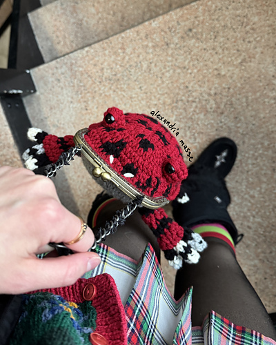 Frog Purse photo 5