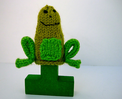 Ravelry: Friendly Frog pattern by Alexis Hamann-Nazaroff