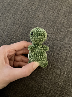 First attempt: the eyes are not aligned with back stripes