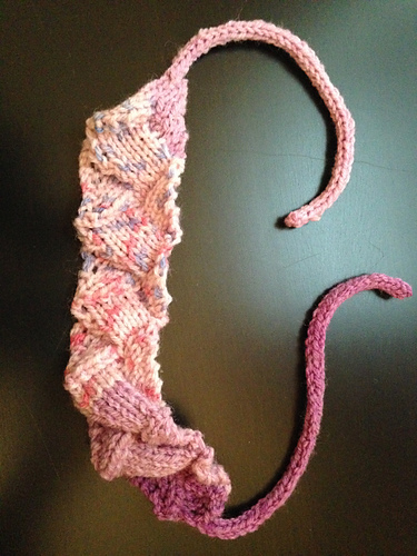 Narrow Entrelac Headband photo 2