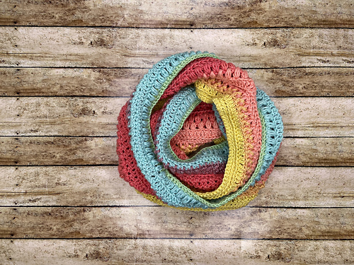 Sea Breeze Infinity Scarf photo 11
