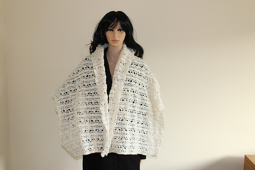 Shell Tuck Shawl photo 3