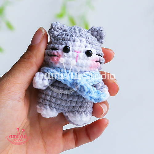 Gray Cat Keychain