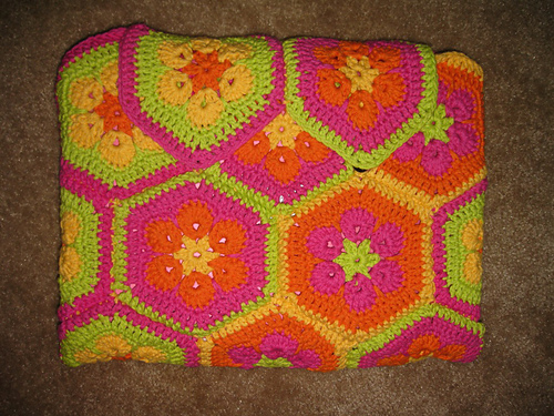 African Flower Hexagon Laptop bag photo 3
