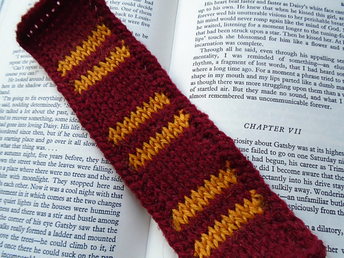 Hogwarts Scarf Bookmark photo 2
