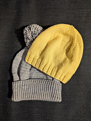 Choose a narrow or wide rib brim, either short or folded.