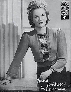 The 1940s ‘Joy’ pattern 931 by Lavenda, which included a bolero in a contrasting colour.