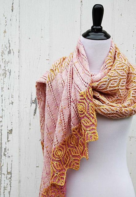 Floret pattern by Amanda Scheuzger Floret pattern by Amanda Scheuzger