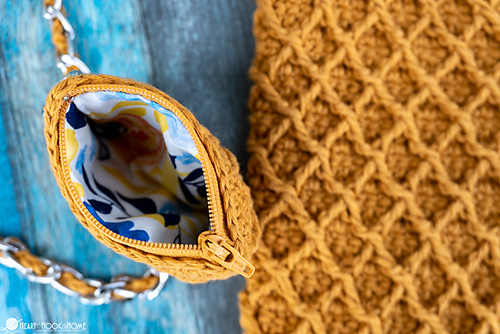 Girl's Best Friend Purse photo 5