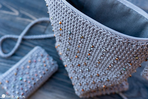 Cross-Body Bead Bag photo 3