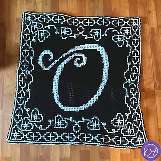 Interlocking sample crocheted by Nessa Miller