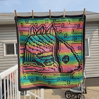 Mosaic Crochet, with single crochet envelope border