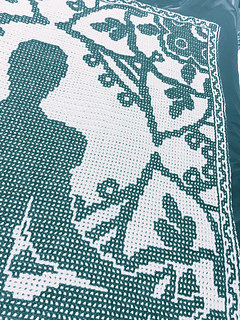 Interlocking crochet, by Heather Passmore, inverted colors