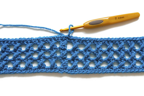Hooded Criss Cross Cowl photo 4