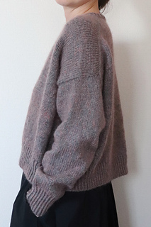 wearing Size S with 52 cm positive ease.