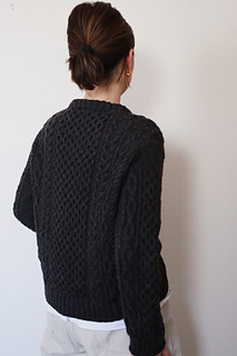 wearing size S with 17 cm positive ease.