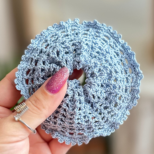 Easy Lace Hair Scrunchie