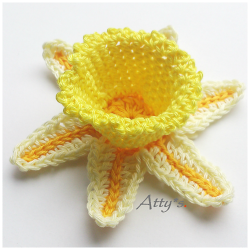 Daffodil Egg Cup photo 1