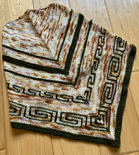 Ravelry: BLYC 2022 Sadie’s Secret Heart Cowl pattern by Carrie Au