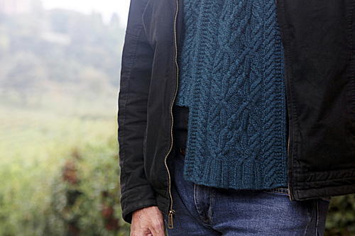 Ravelry: Barbera pattern by Thea Colman