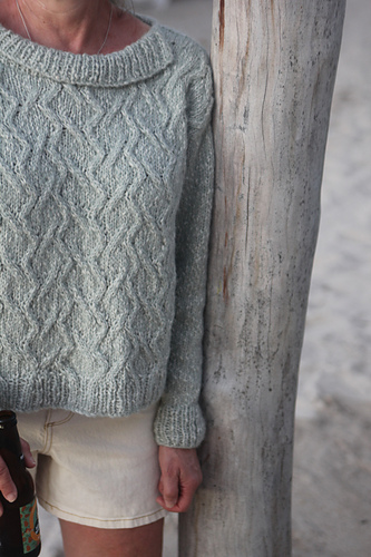 Ravelry: Ocean Mist pattern by Thea Colman