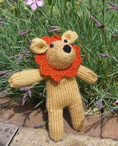 Little Lion Sock Critter photo 2