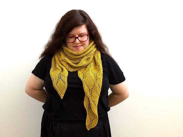 Beeswax Shawl by Amy Van De Laar