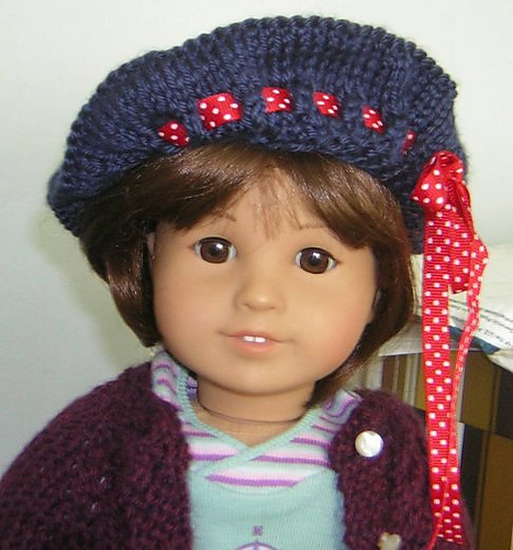 Eyelet Beret photo 5