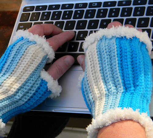 Unisex Beginner Fingerless Gloves or Wristers photo 8