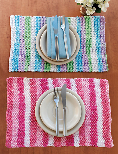 Stripes Placemat (crochet) photo 1