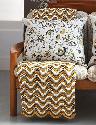 Feather and Fan Blanket (Knit) photo 1