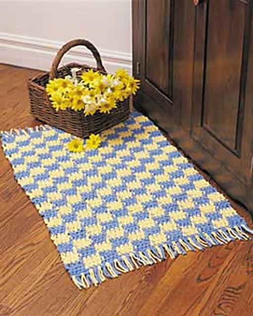 Ravelry Gingham Rug pattern by Lily / Sugar'n Cream
