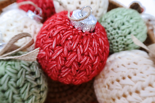 Maplewood Bauble Set