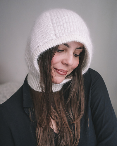 Rosa Balaclava