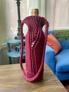 A finished test knit from Kimmy Cook (@kimmy_coco)!