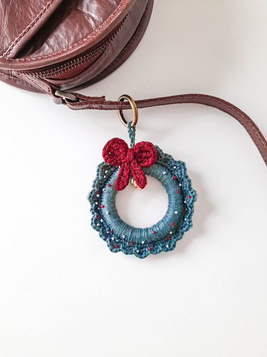 Mini Christmas Wreath Decoration & Bag Charm