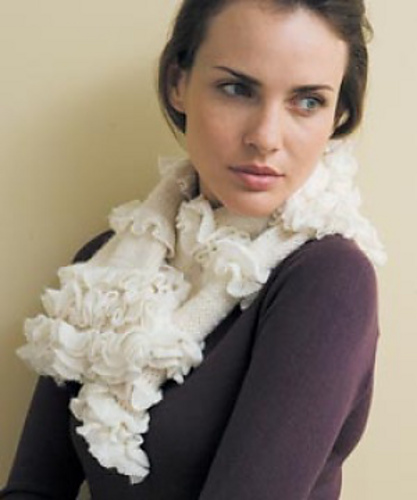 Frill-Seeker Scarf