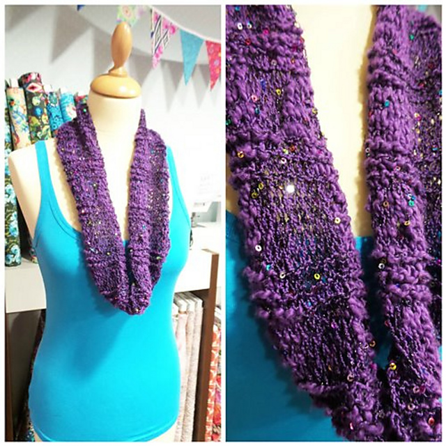 Opium & Cosmos Snood