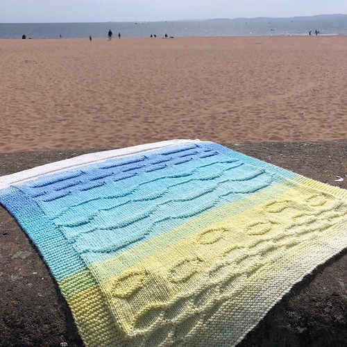 Ravelry Sunny Baby Beach Blanketscape pattern by Anne Le Brocq