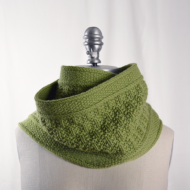 Bristlecone cowl