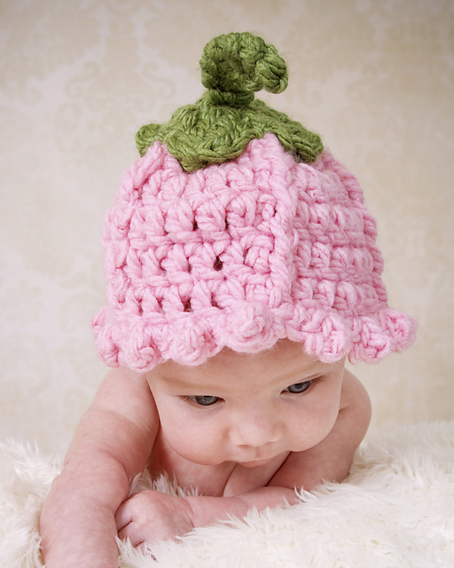Ravelry Flower Baby Hat pattern by Kat Kennedy