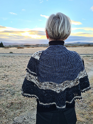 Karolina-sjal - Brynja Björk